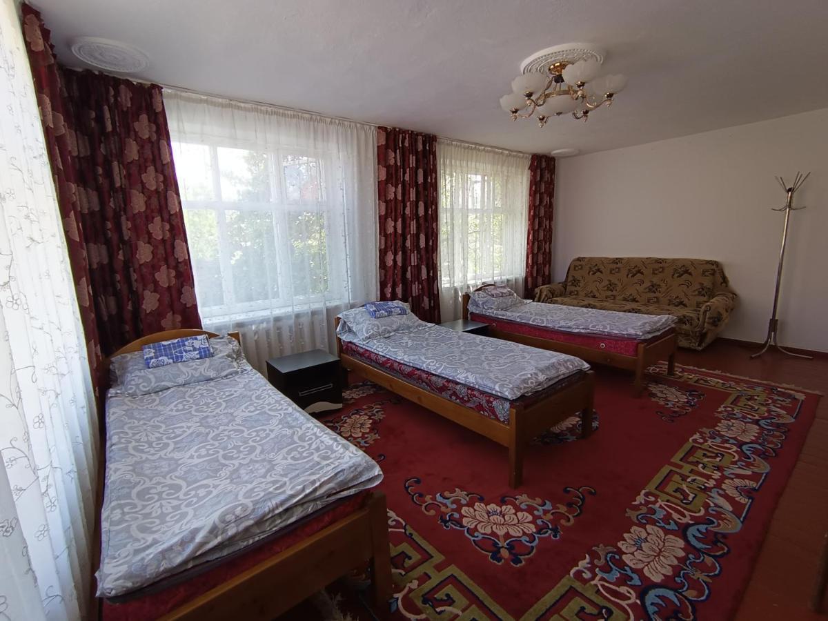 Meerim Guest House Bokonbayevo ภายนอก รูปภาพ