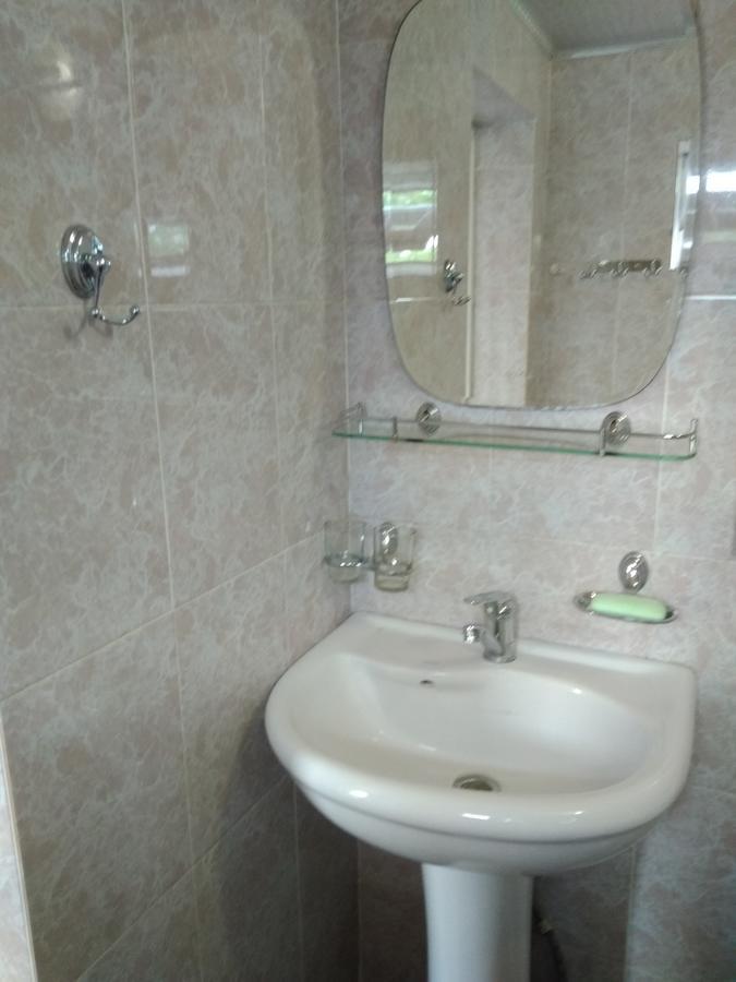 Meerim Guest House Bokonbayevo ภายนอก รูปภาพ