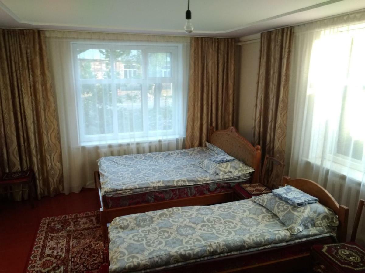 Meerim Guest House Bokonbayevo ภายนอก รูปภาพ